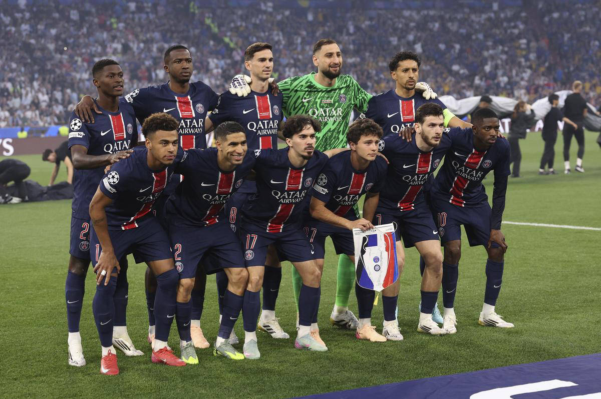 何如此出色 何如此出色