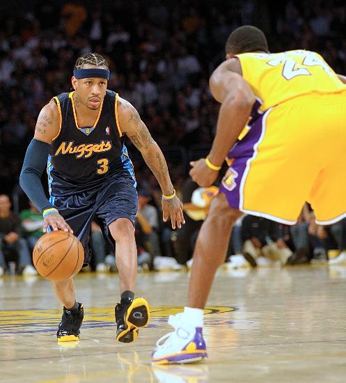 也让两位门 也让两位门