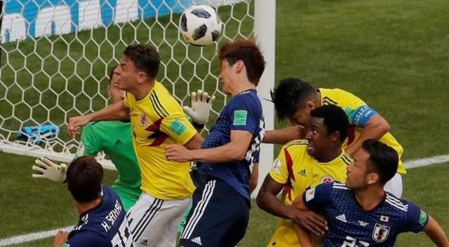 球迷们的讨 球迷们的讨