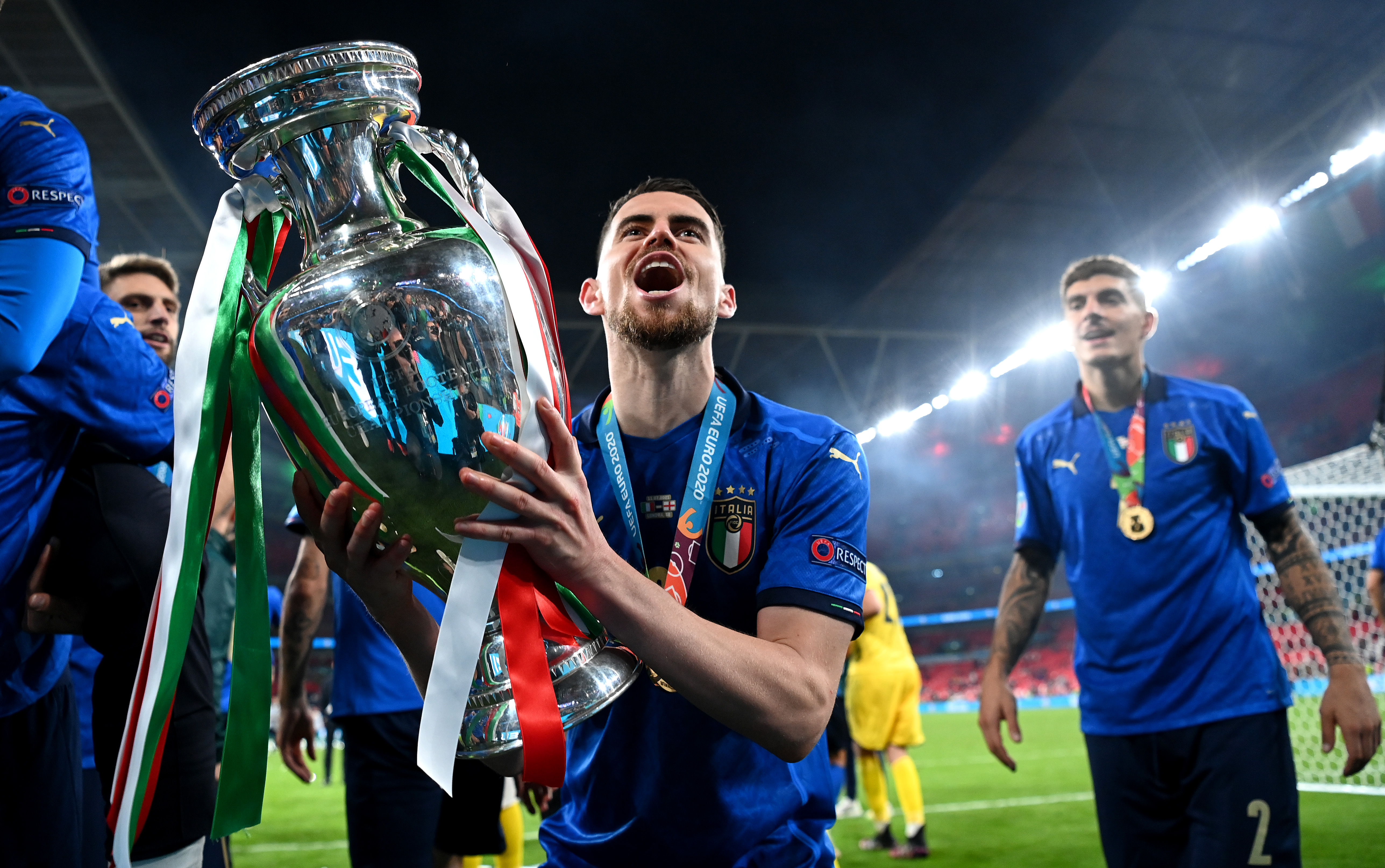 锁定胜局 锁定胜局