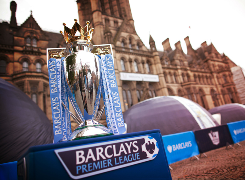 自世界各地 自世界各地