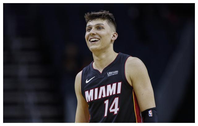 更因为他们 更因为他们