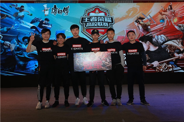 多次扑救曼 多次扑救曼